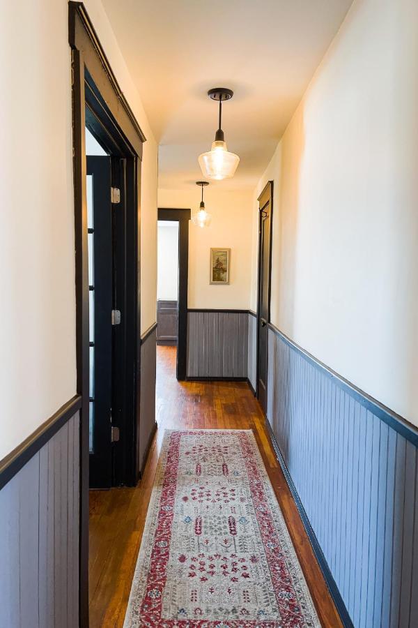 The Pub- 8Br Free Parking, Minutes From Falls & Casino ナイアガラフォールズ エクステリア 写真