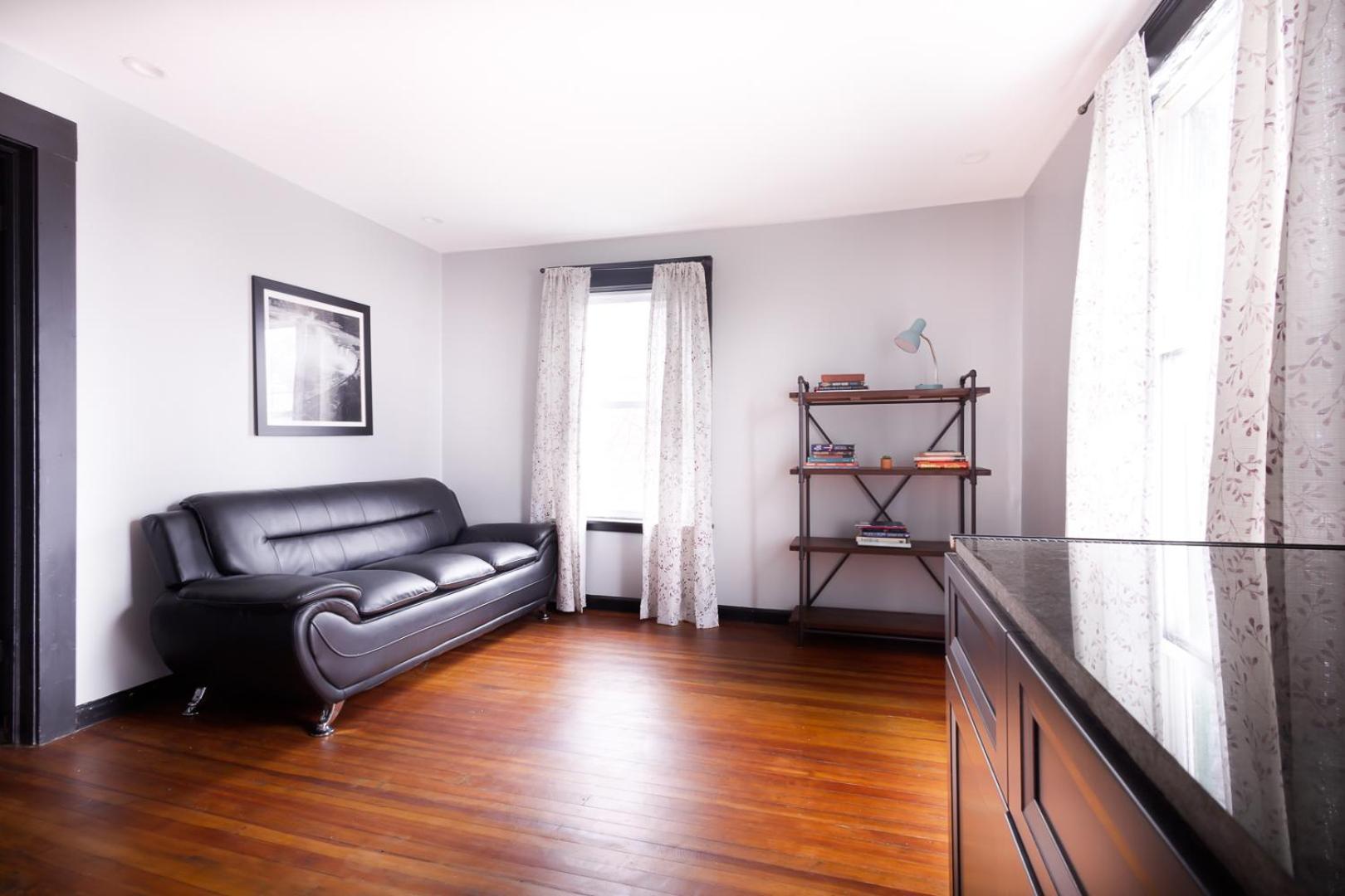 The Pub- 8Br Free Parking, Minutes From Falls & Casino ナイアガラフォールズ エクステリア 写真